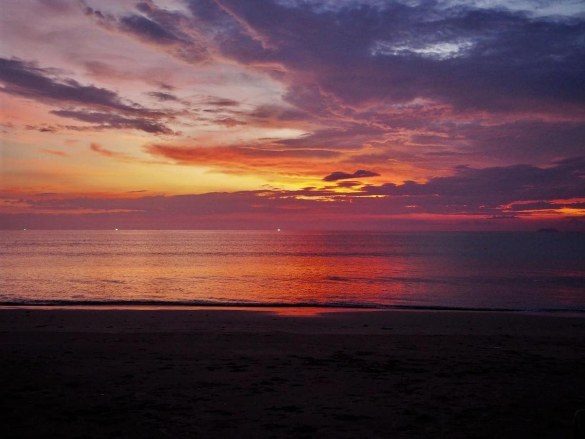 The Mantra Navi Hotel Ko Lanta Екстериор снимка