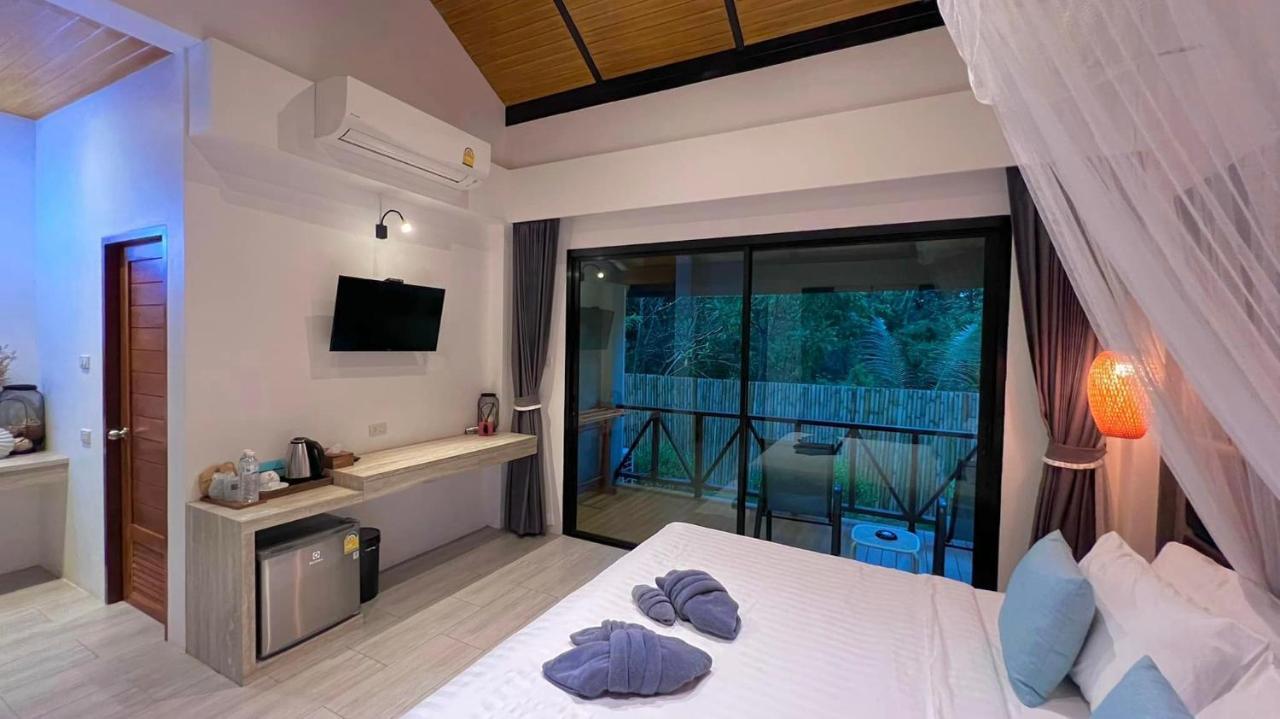 The Mantra Navi Hotel Ko Lanta Екстериор снимка