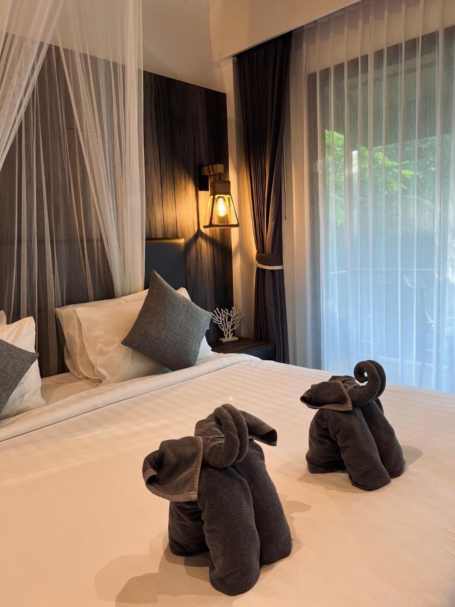 The Mantra Navi Hotel Ko Lanta Екстериор снимка