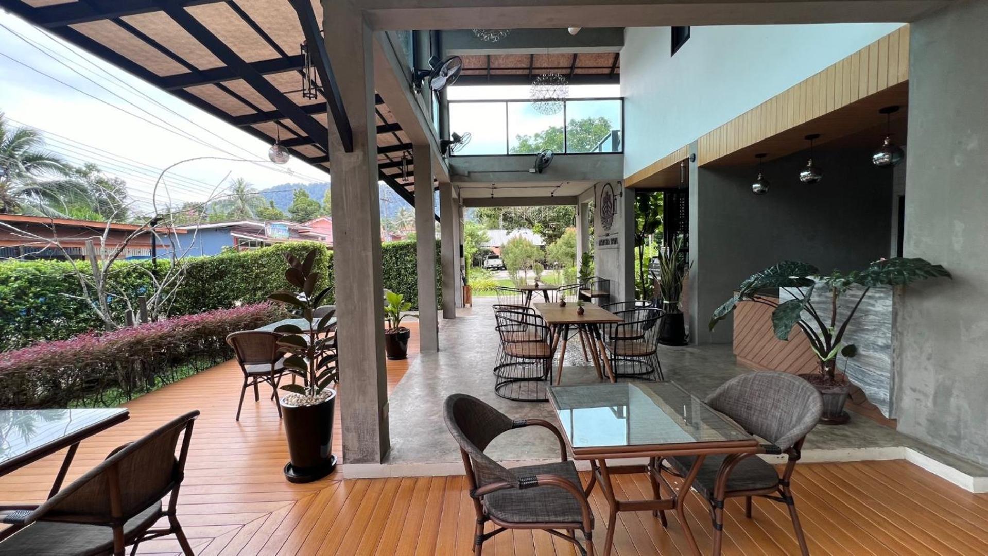 The Mantra Navi Hotel Ko Lanta Екстериор снимка